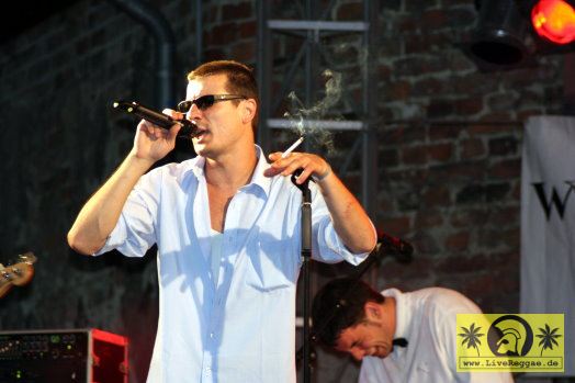 Lost Propelleros (SRB) 9. This Is Ska Festival, Wasserburg, Rosslau 25. Juni 2005 (12).jpg